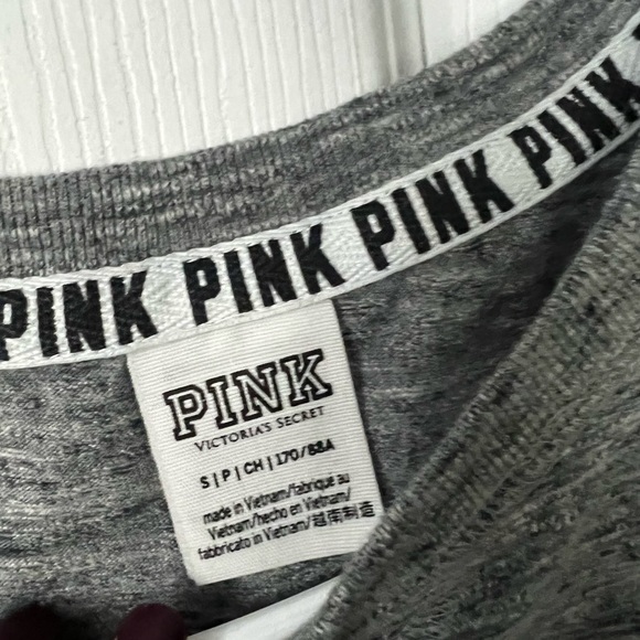VS PINK oversized Sm long sleeve sweatshirt.‎ - Picture 5 of 5